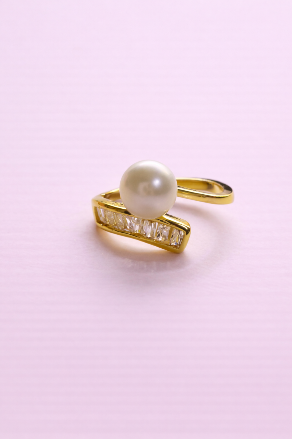 Alexandra Cubic zirconia & Real fresh water pearl adjustable ring