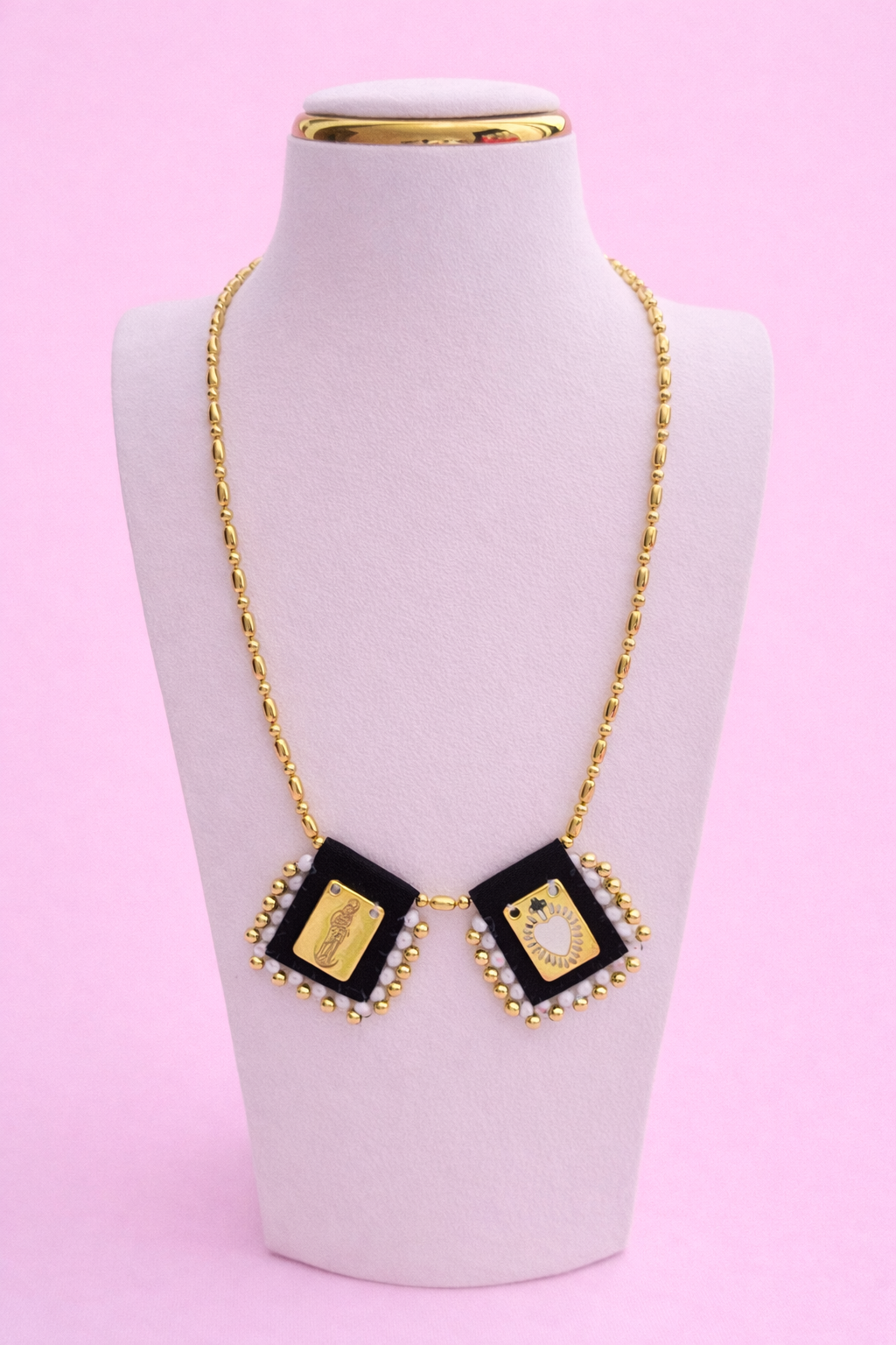 Escapulario black & white 18k gold filled adjustable necklace