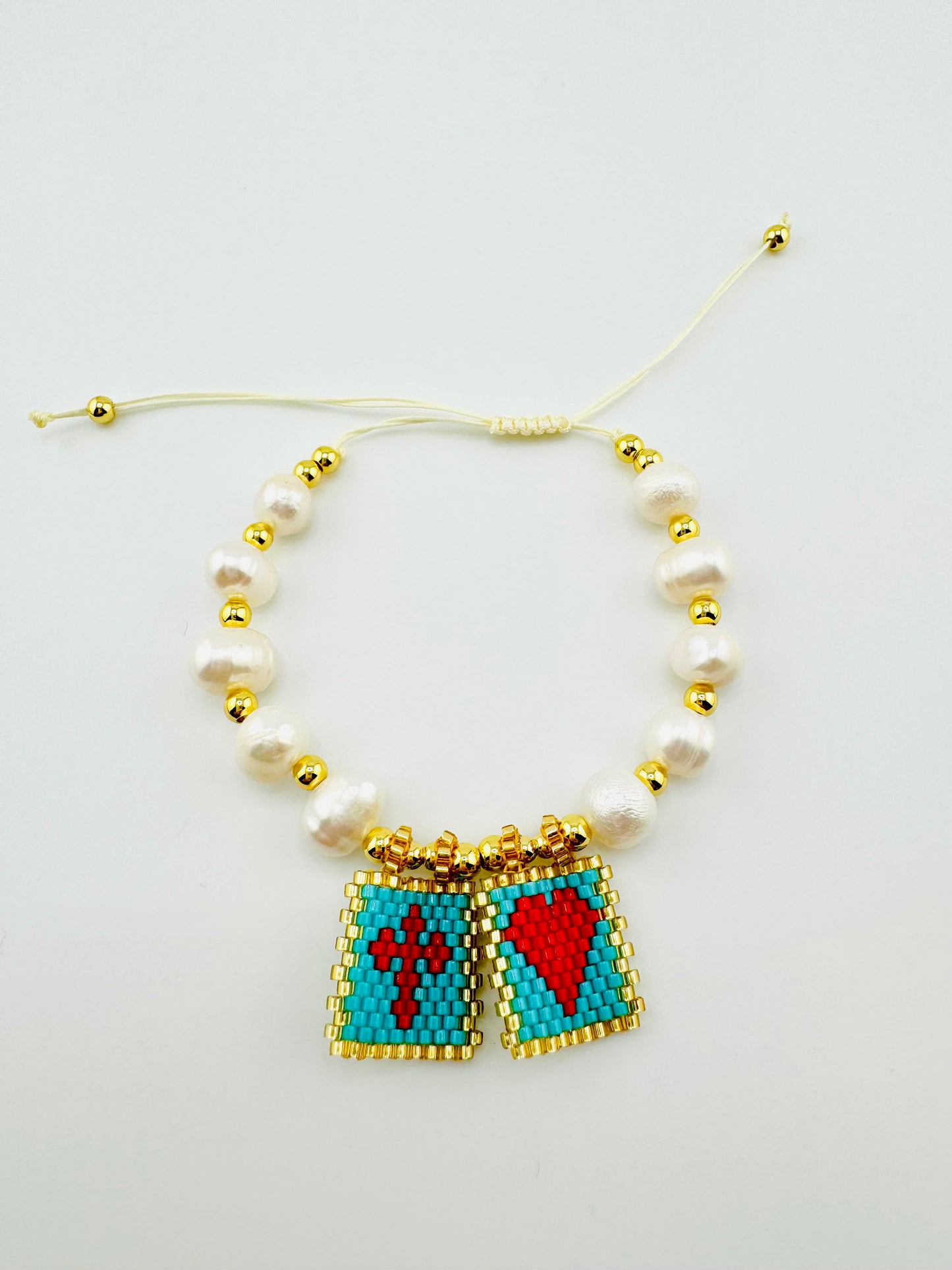 Monica fresh water pearl bracelet in 18k gold filled
