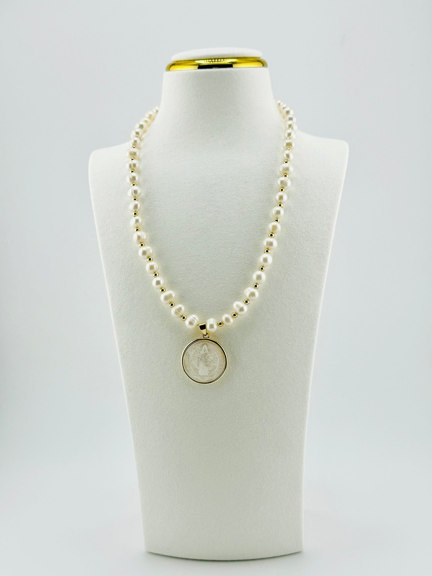 Emilia fresh water necklace