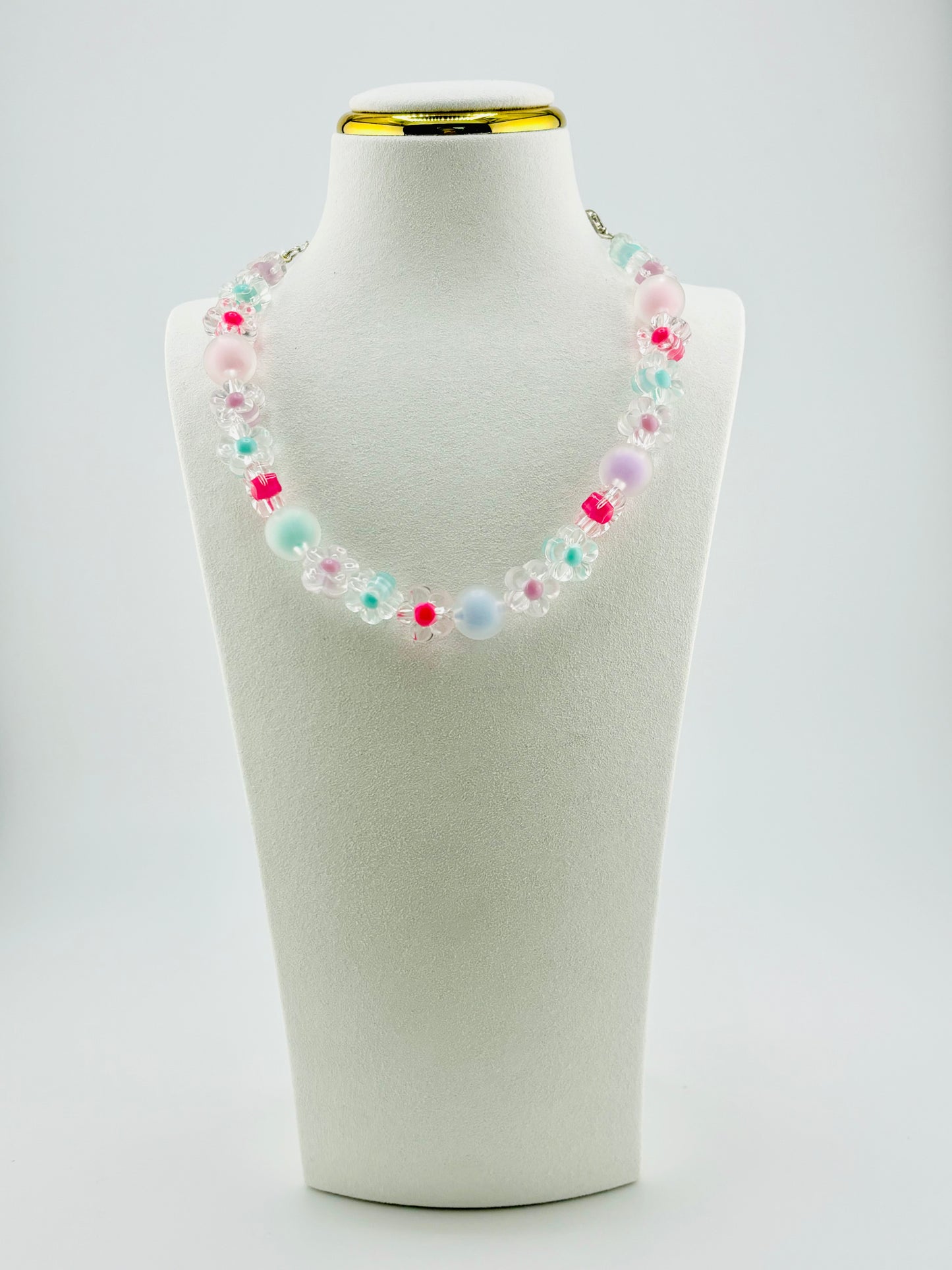 Nari colorful transparent necklace