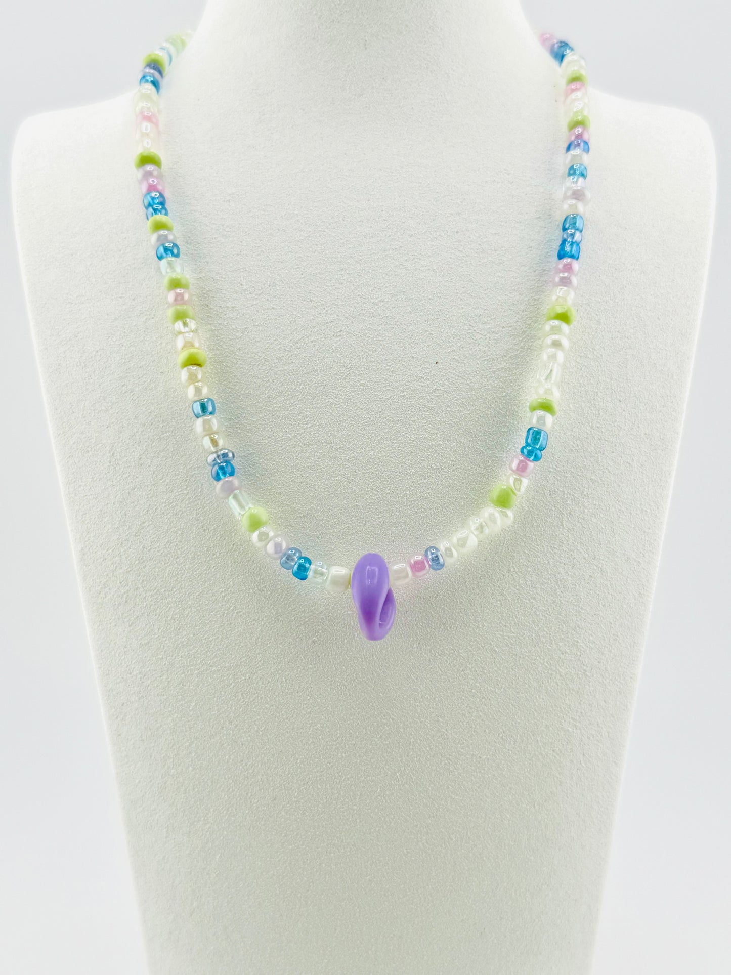 Lilian pastel color necklace