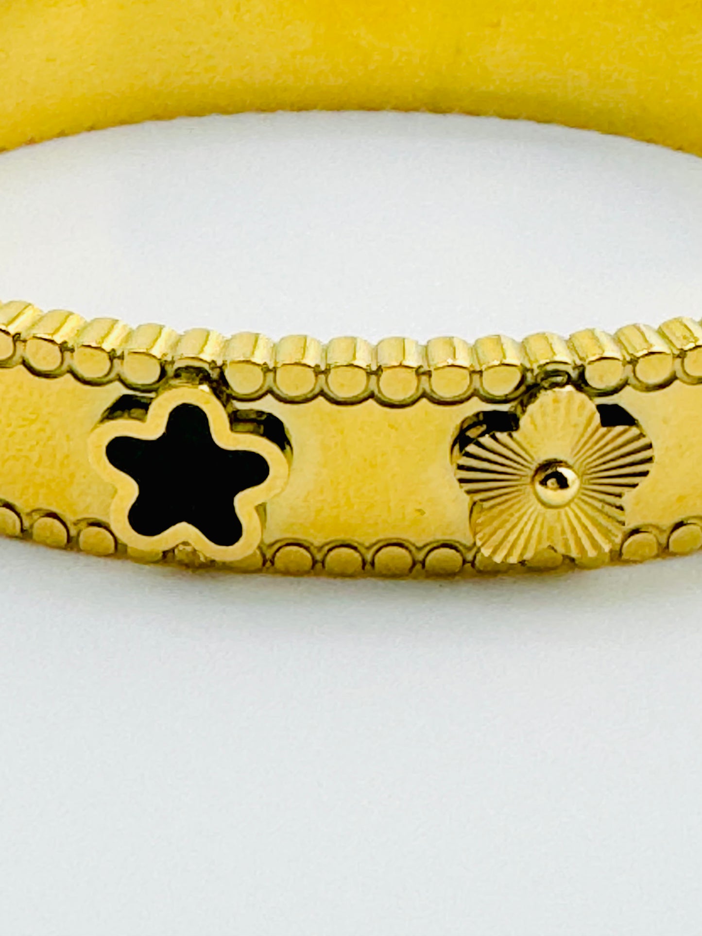 Kinsley bangle in stainless steel clover design bracelet
