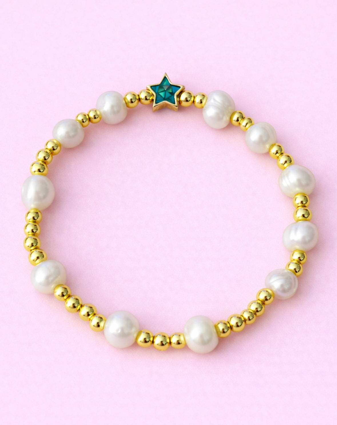 Nila black iridescent 18k gold filled & Real fresh water pearl bracelet