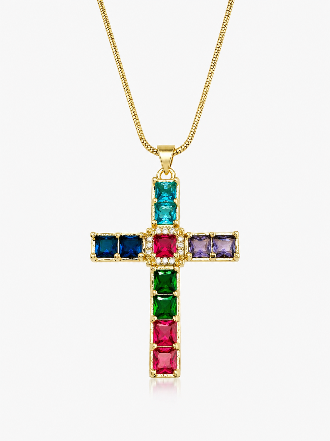 Cross necklace in 18k gold filled