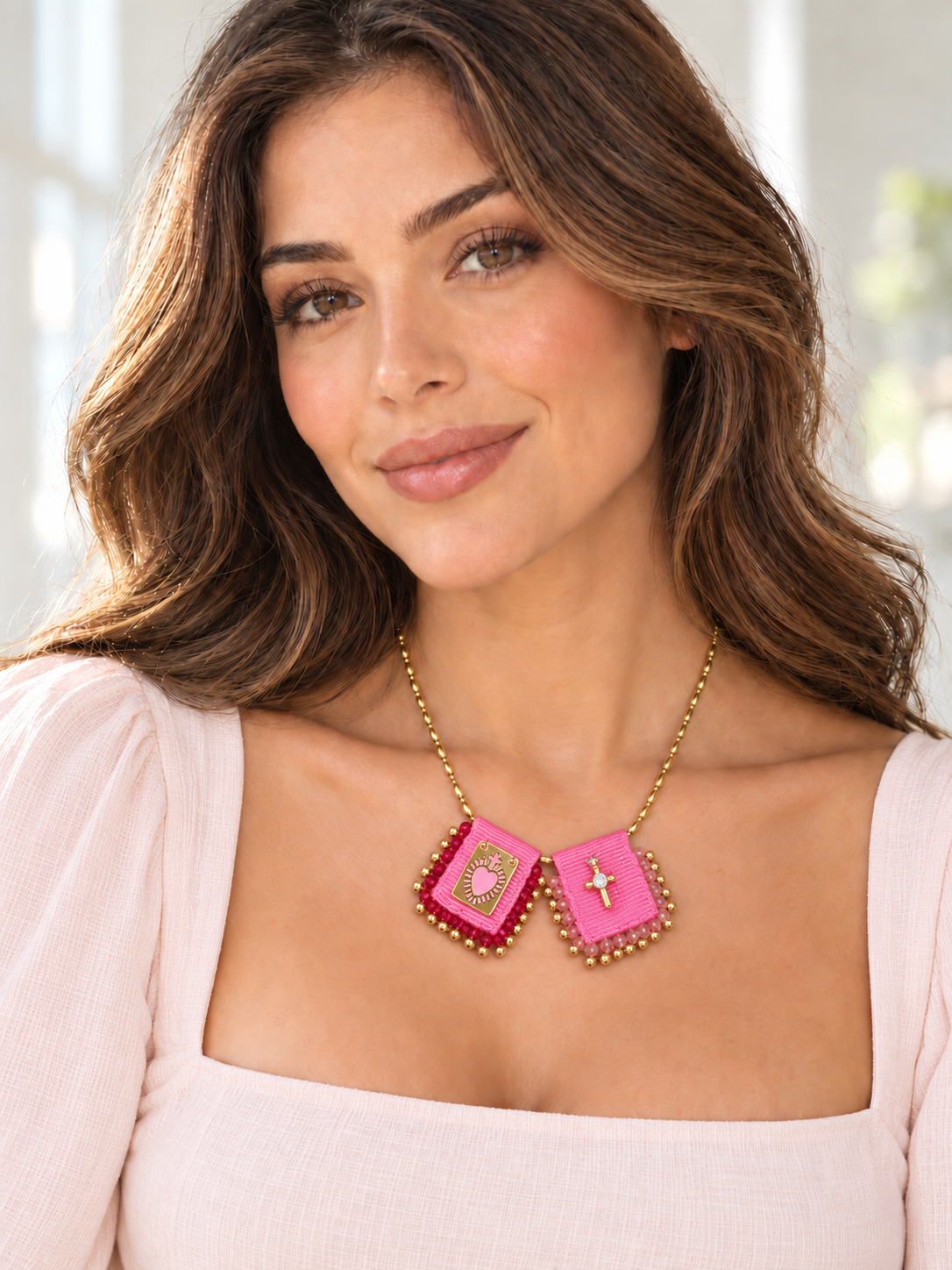 Escapulario Magenta 18k gold filled adjustable necklace