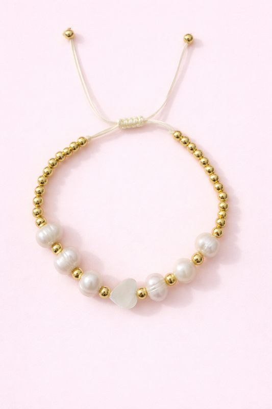 Vivianna 18k gold filled, Real fresh water & mother of pearl heart adjustable bracelet