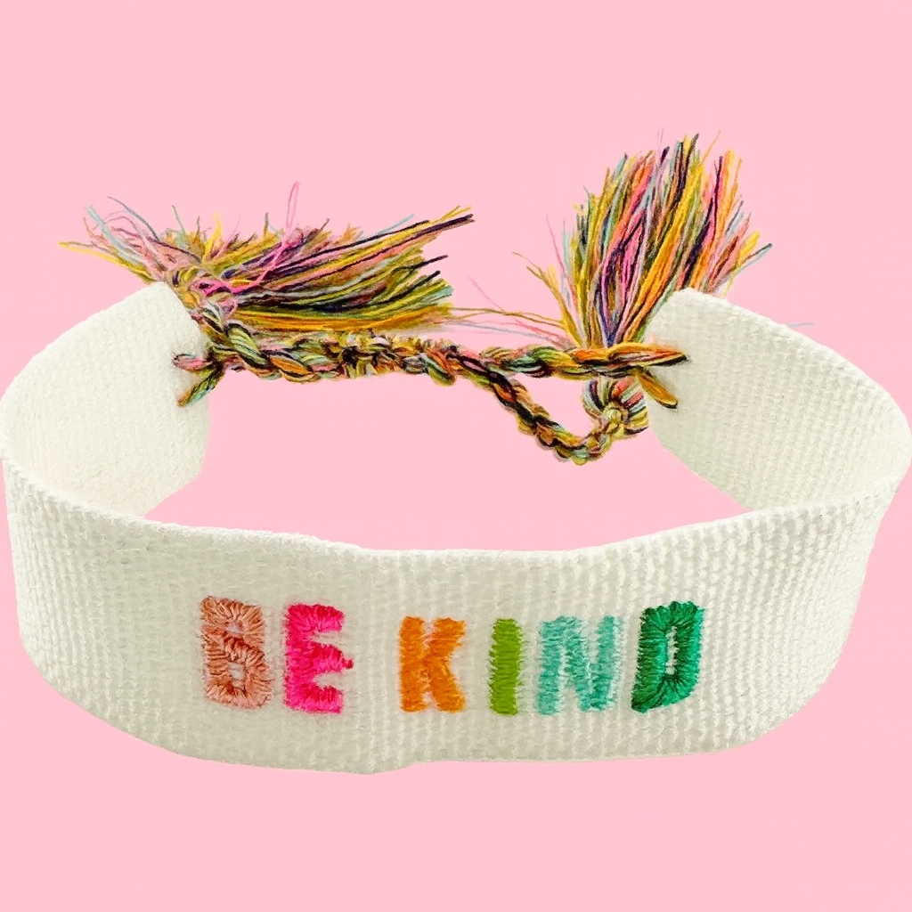 Be kind white and multicolored letters bracelet