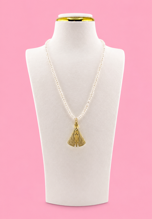 Hermita de la Caridad necklace