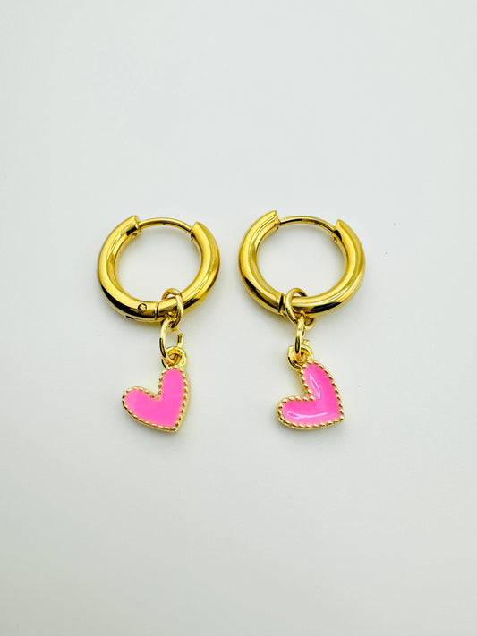 Adalynn stainless steel earring with a pink heart