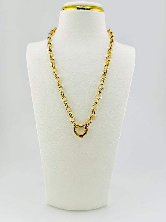 Heart shaped 18k link necklace