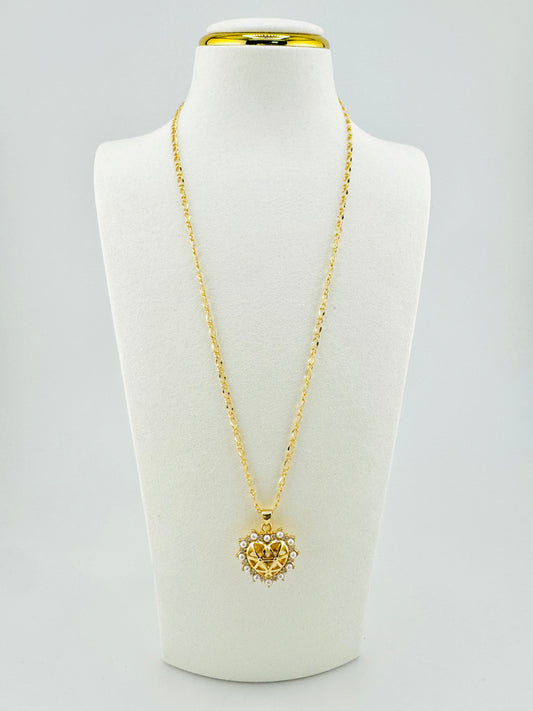 Heart shaped 18k gold filled and pearl necklace