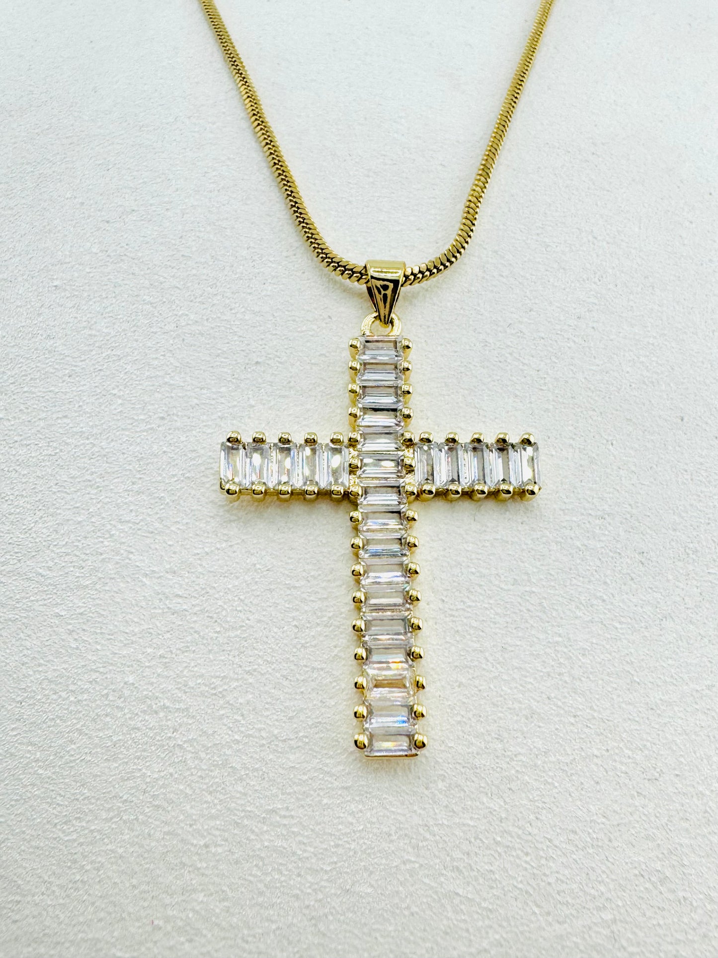Cunic zirconia 18k gold filled necklace