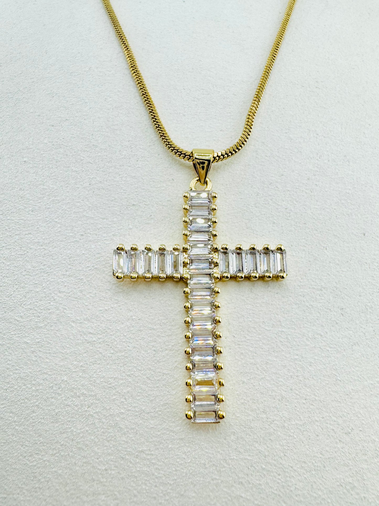Cunic zirconia 18k gold filled necklace