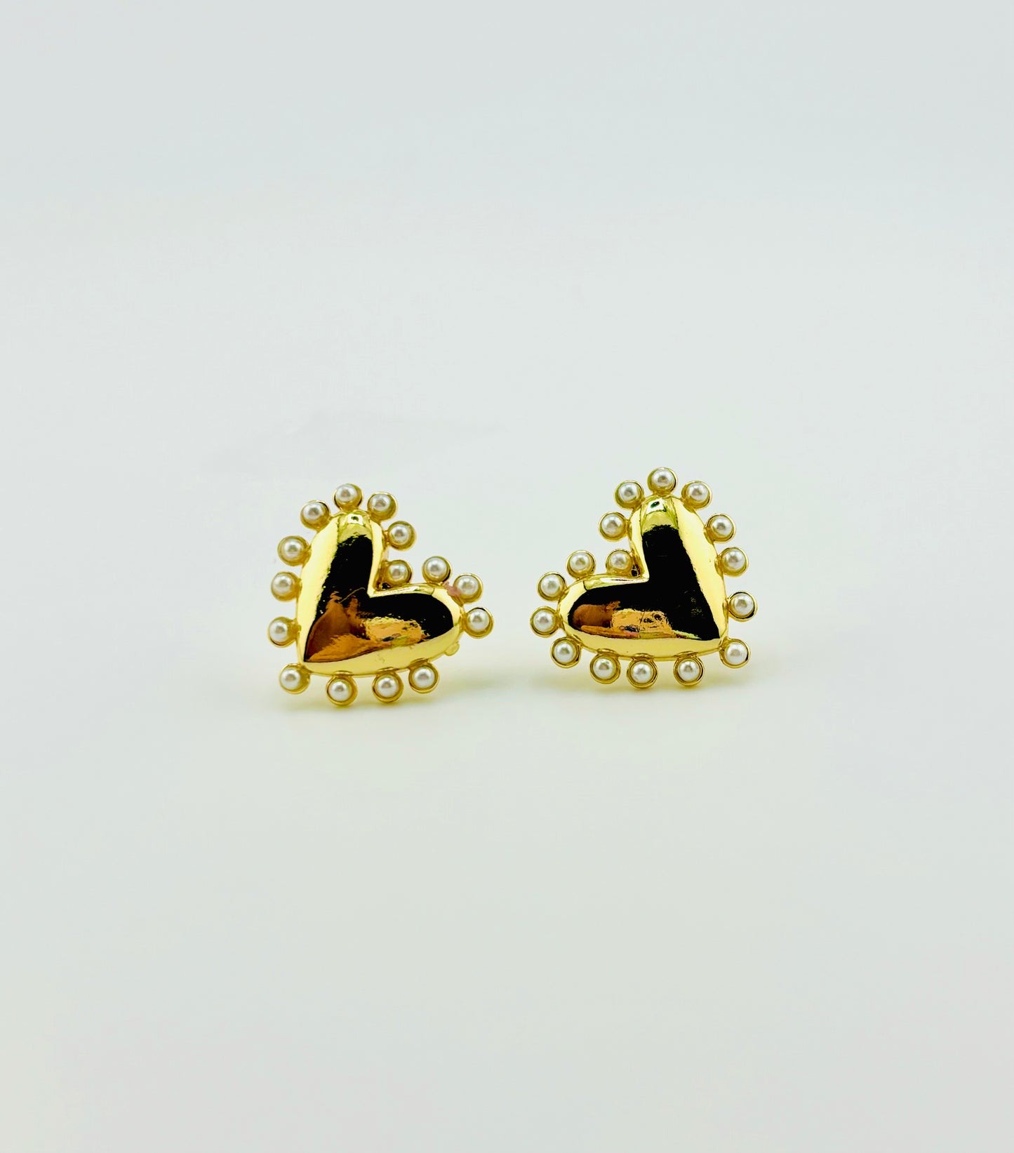 Adeline heart shaped pearl earring