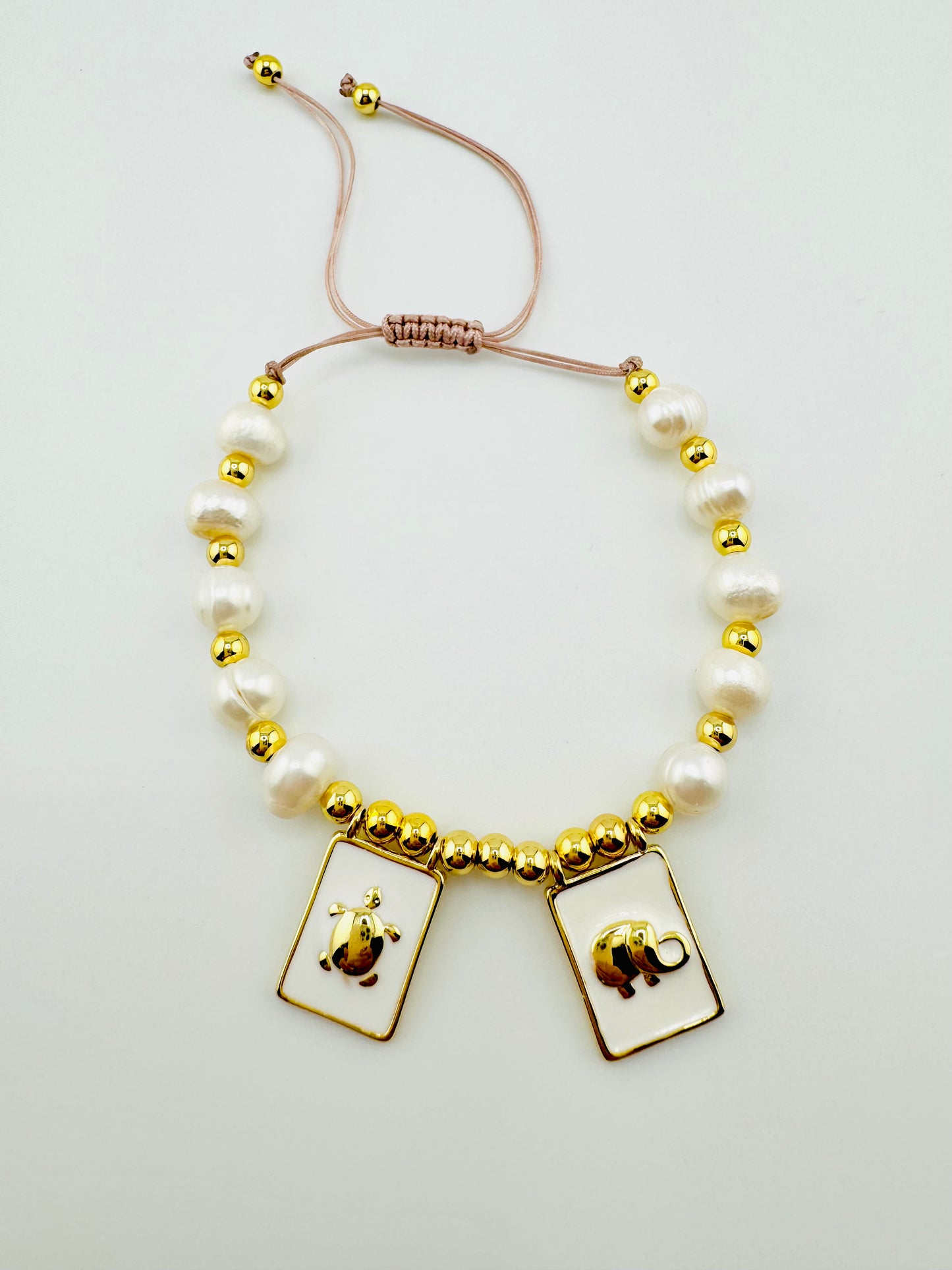 Gabriela fresh water pearls bracelet