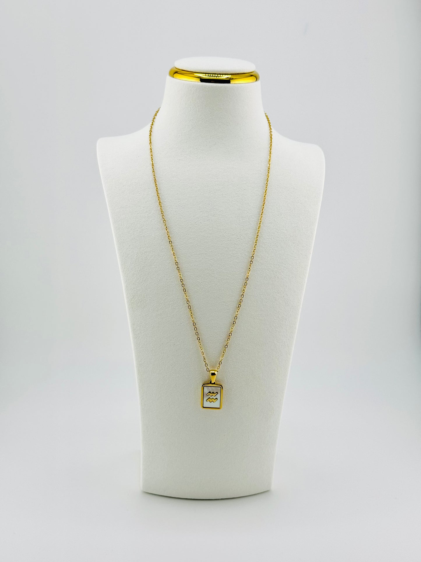 Aquarius gold filled zodiac sign bracelet