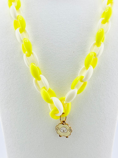 Willow necklace in yellow and white