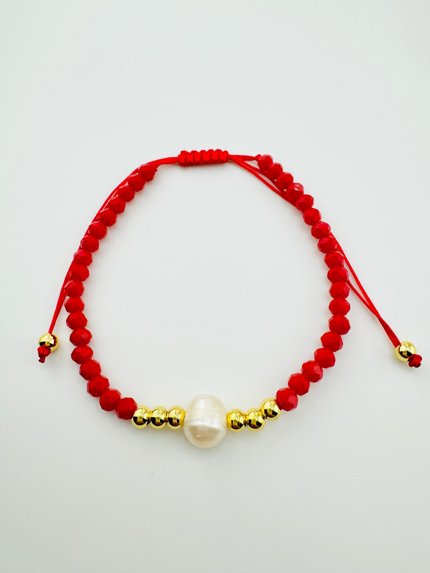 Madelyn red beaded 18k gold filled fresh water pearl bracel