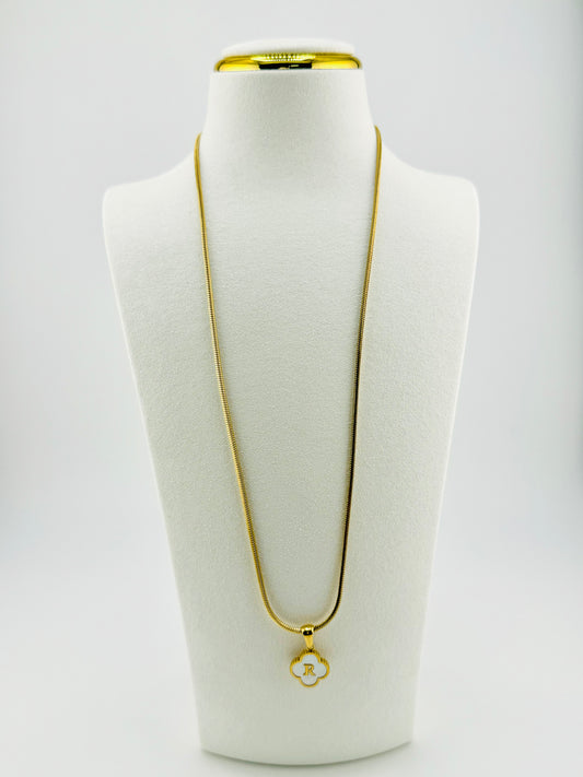 R necklace in stainless steel