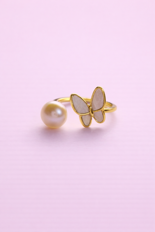 Whitney Mother of Pearl and freshwater pearl ring in 18K gold filled – Bella Blu Design