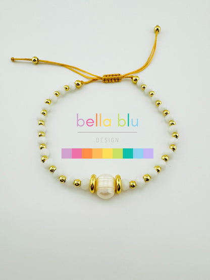 Jade white beaded fresh water pearl bracelet
