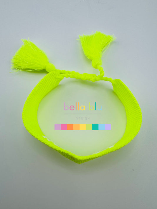 Loren yellow neon woven bracelet in smiley face